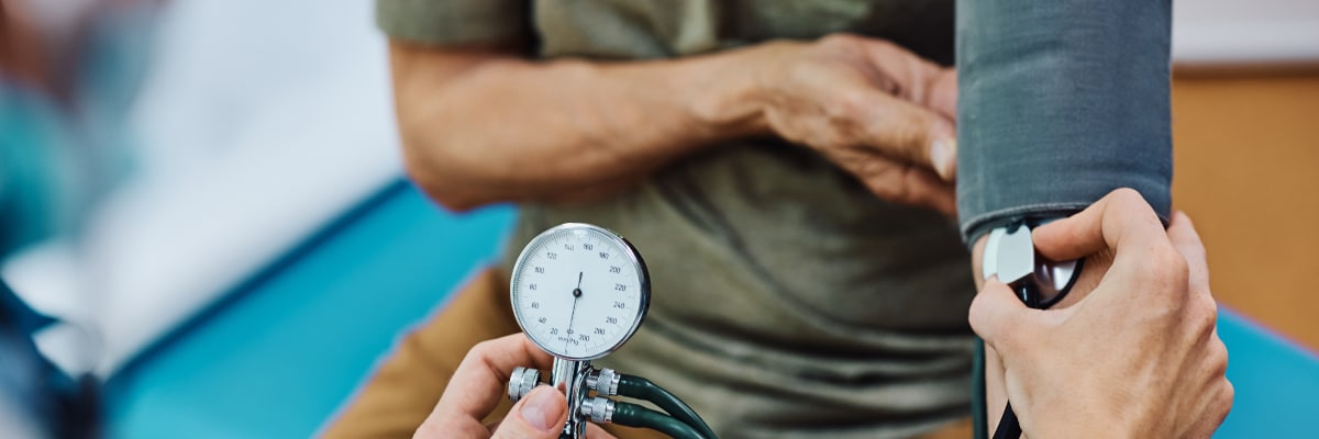 Medically supervised detox measuring blood pressure | Brazos Place
